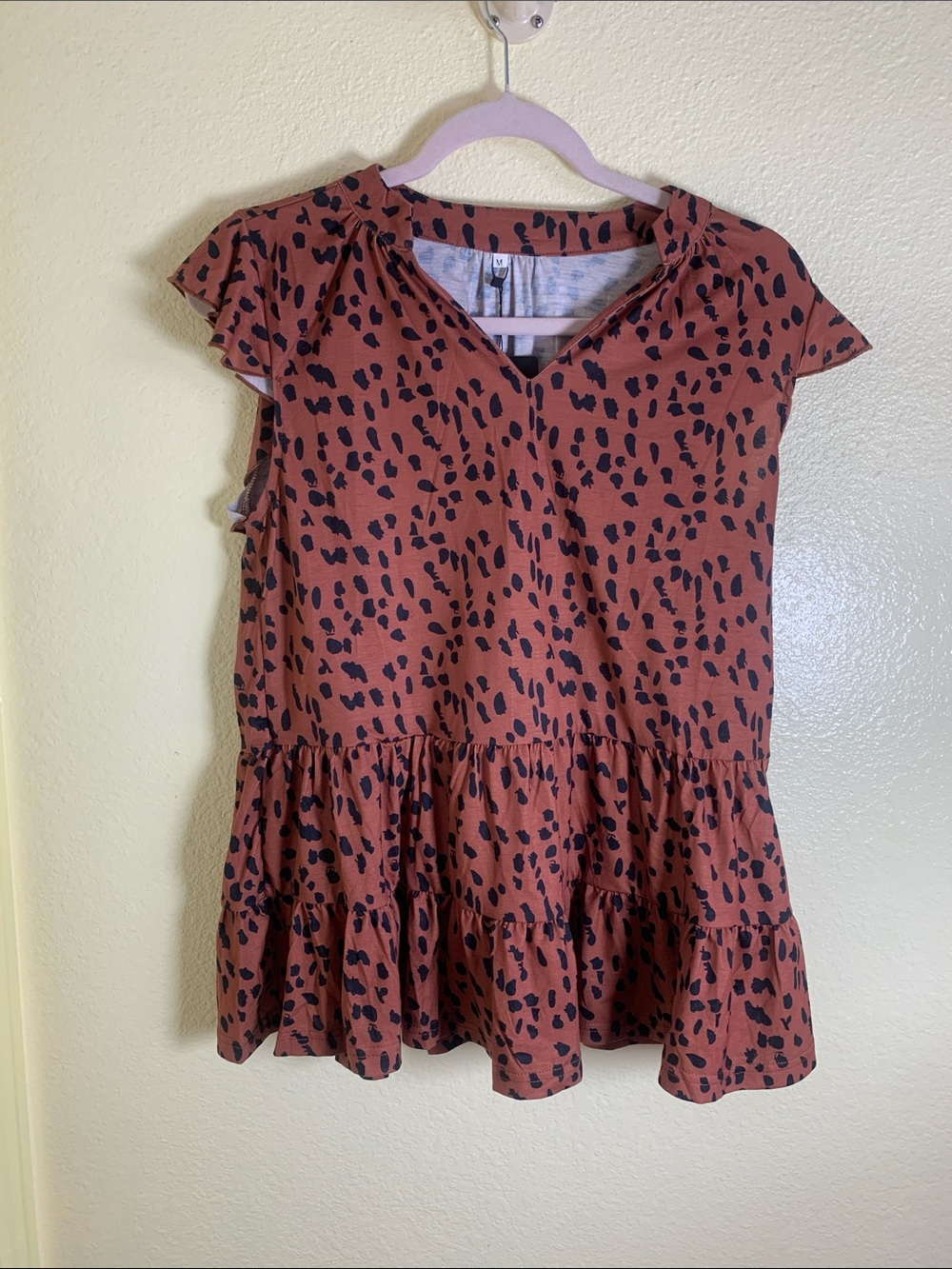 NWT FASHION Animal Print Short Sleeve Peplum Top, Size M